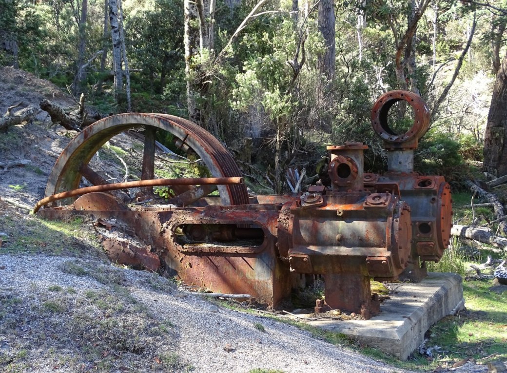 old-storey-creek-mining-equipment